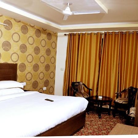 Hotel Trinetar Resorts Batoti 외부 사진